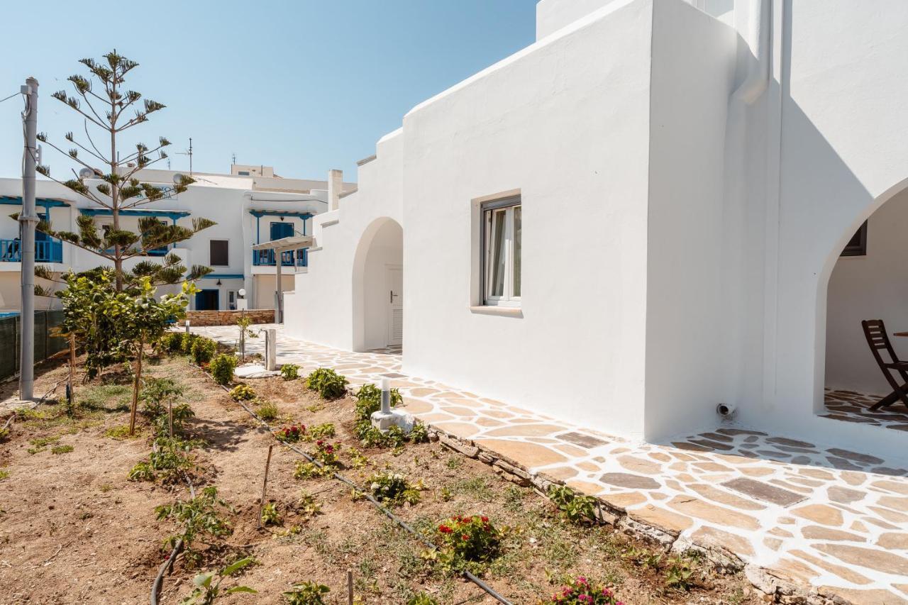 Celestial Seaview Apartments- Apollon Naxos City Buitenkant foto